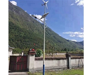 白银壁挂太阳能路灯生产厂家